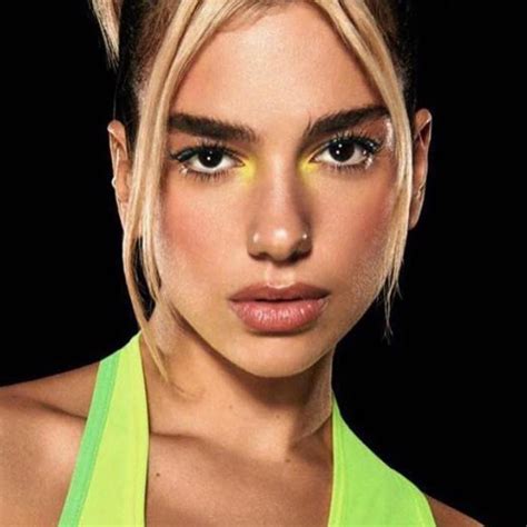 dua lipa make up.